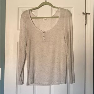 Long sleeve Henley tee